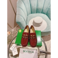 Bottega Veneta flat shoes